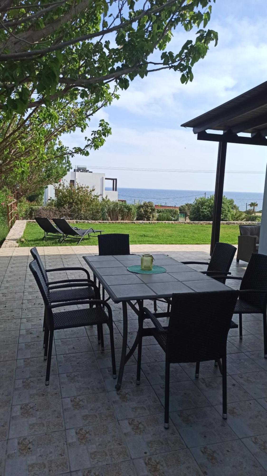 Blue Harmony Villas 키오타리 객실 사진